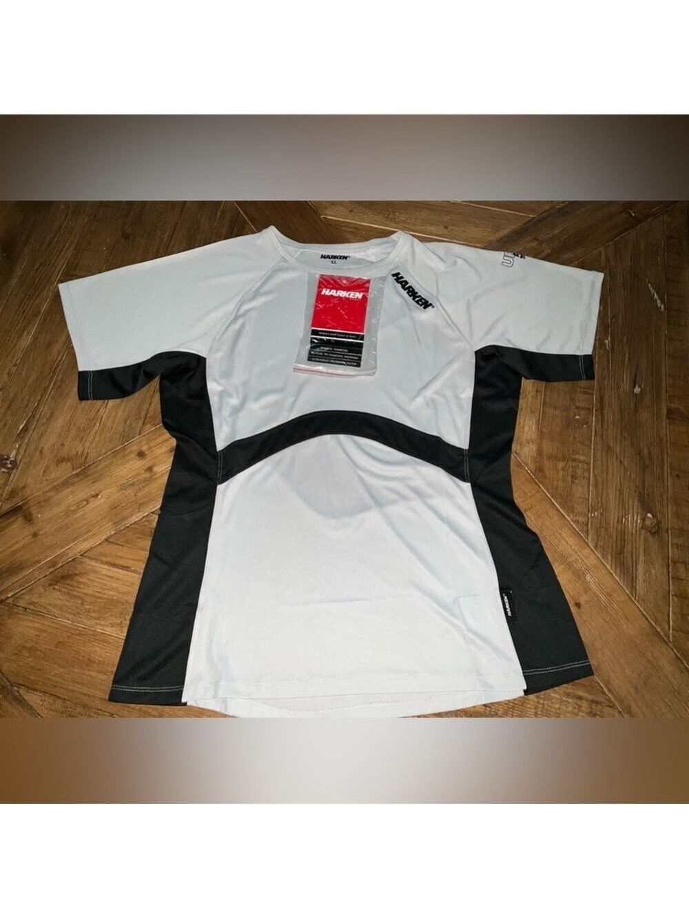 Harken Sport Women’s short sleeve UV shirt - size XL in ice/carbon - NWT